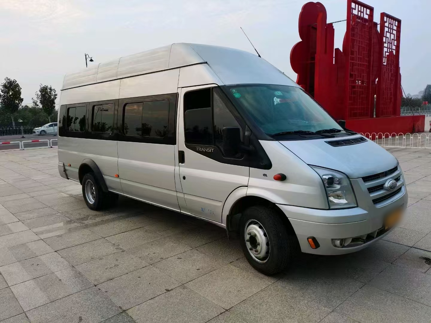 隆吉達-東莞大巴租車公司