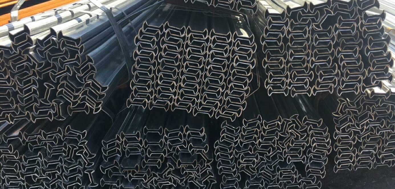 果洛凹槽管