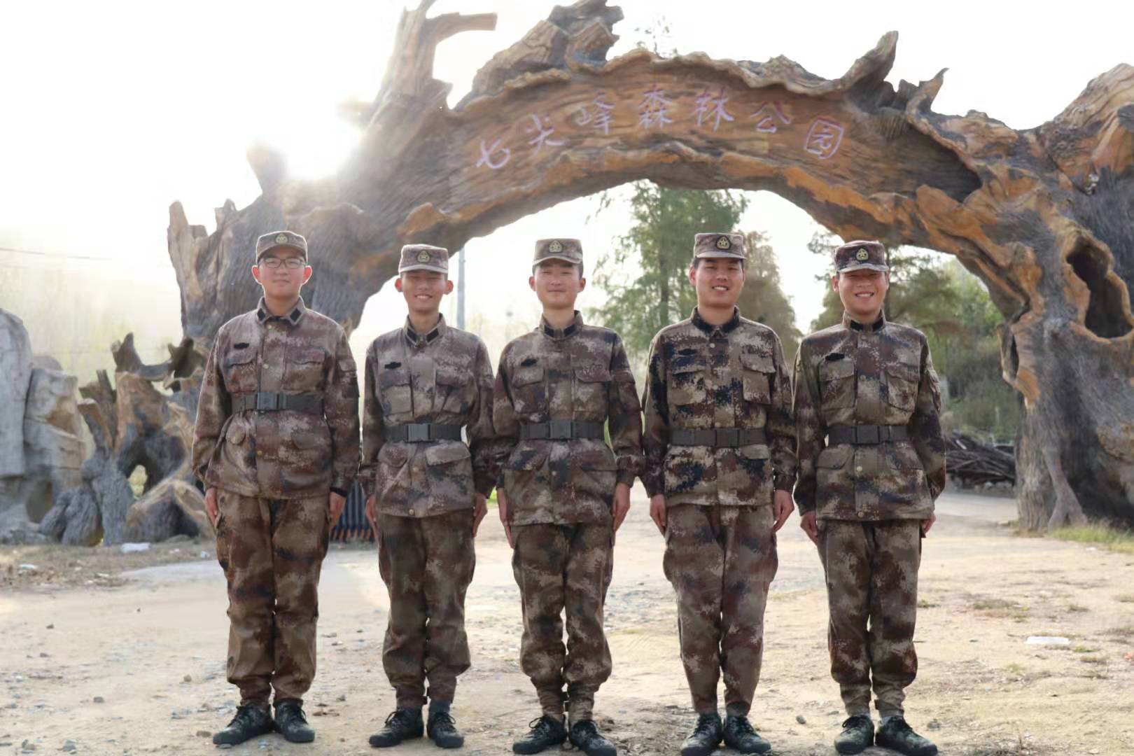 军事化封闭教育咨询 开封青春期孩子恋爱机构