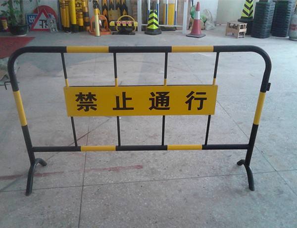 黄石铁马