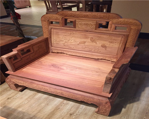 新县木雕家具