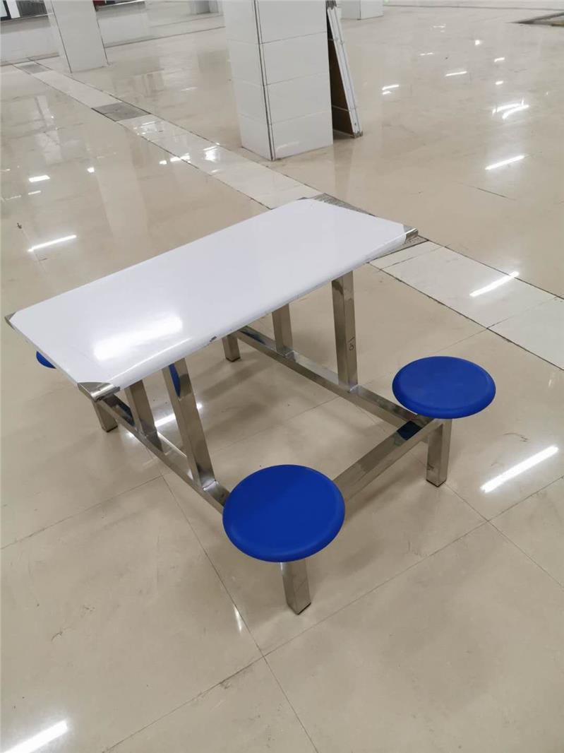 新乡餐桌椅批发