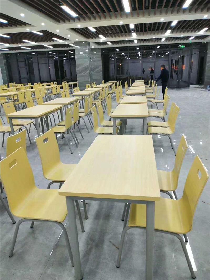 新乡餐桌椅批发