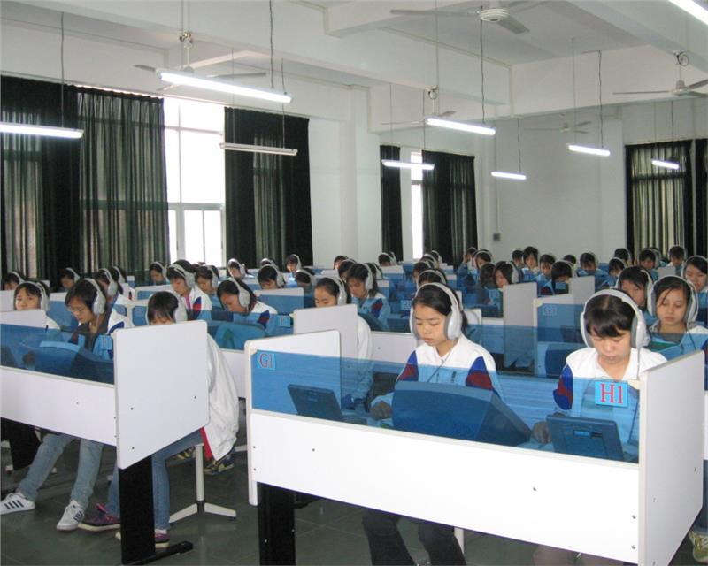 鹤壁微机室电脑桌