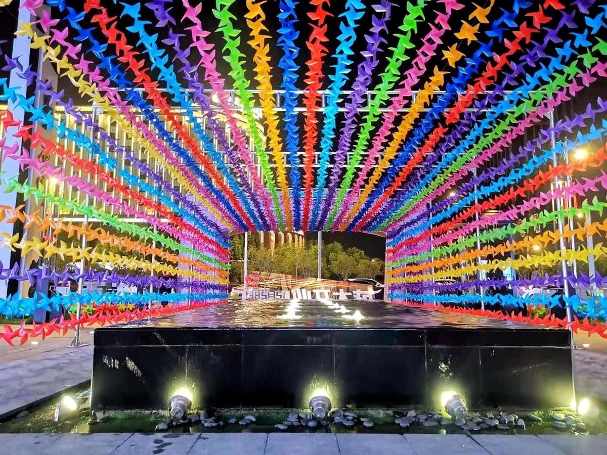长沙商场五彩缤纷风车节