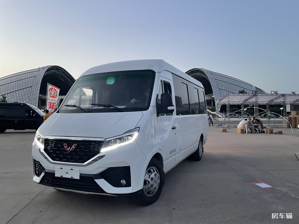 福建五菱大白鲨房车型号