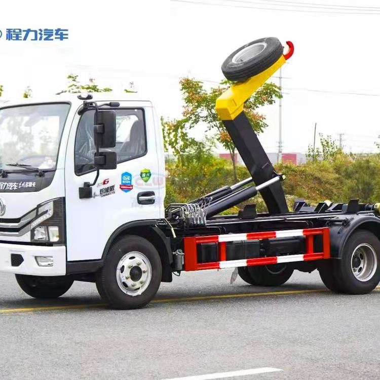 朝阳钩臂式垃圾车