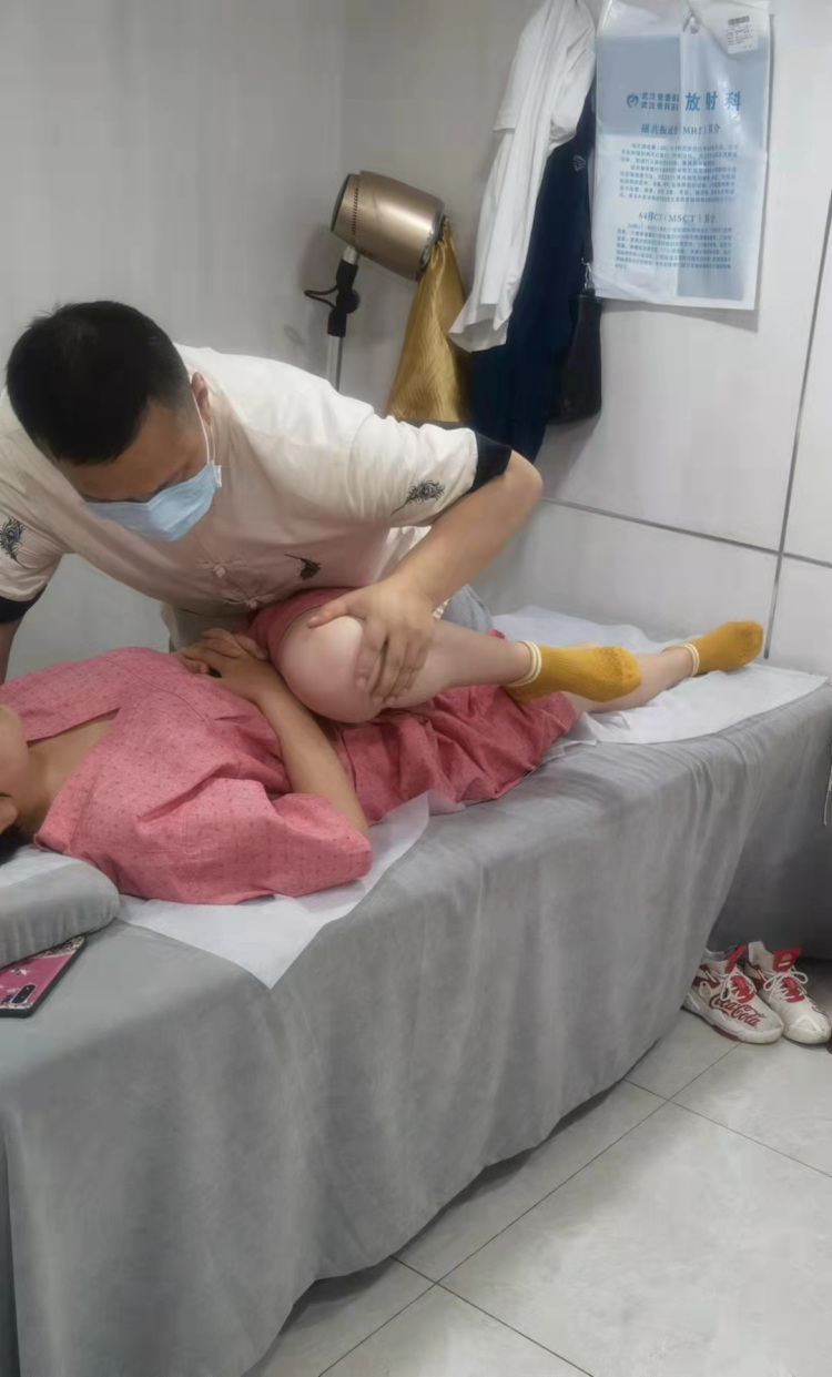 武汉嘉舜健康-武汉膝关节痛理疗
