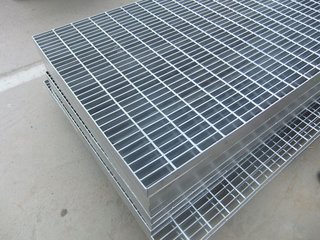 神农架林区钢格栅镀锌钢格板-钢格栅镀锌钢格板供应商-无锡盛扬