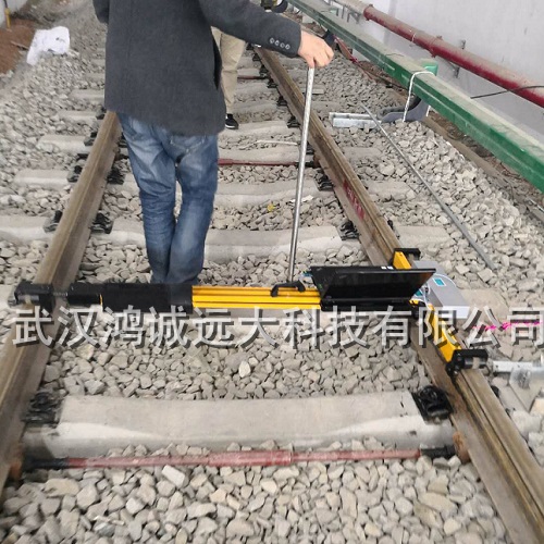 自走行回流轨检测小车,便携式回流轨多功能检测装置