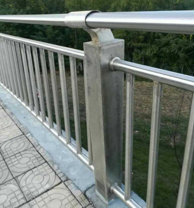 不锈钢复合管桥梁护栏-神龙不锈钢复合管栏杆
