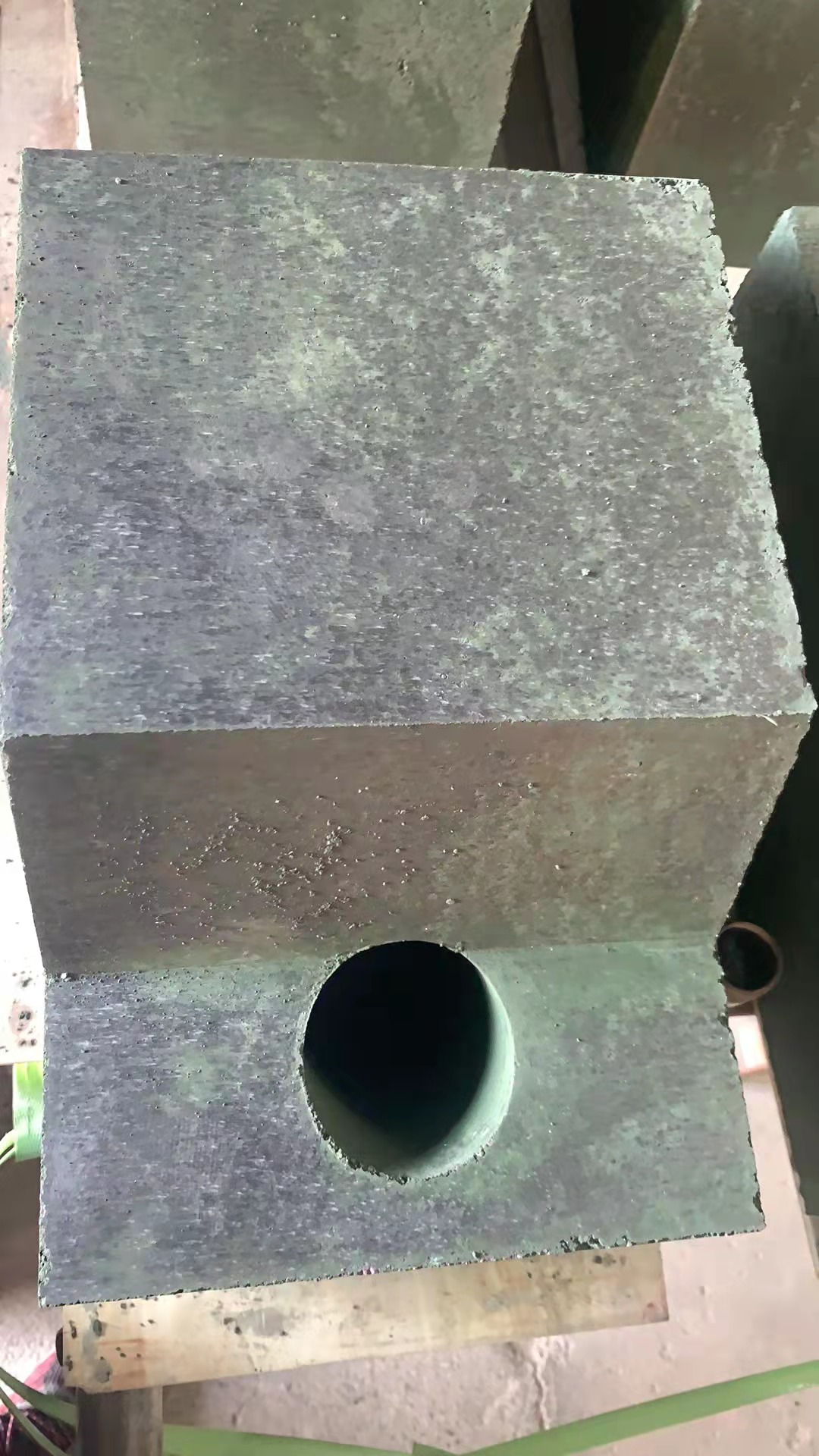 锦州耐高温碳化硅流槽砖代理