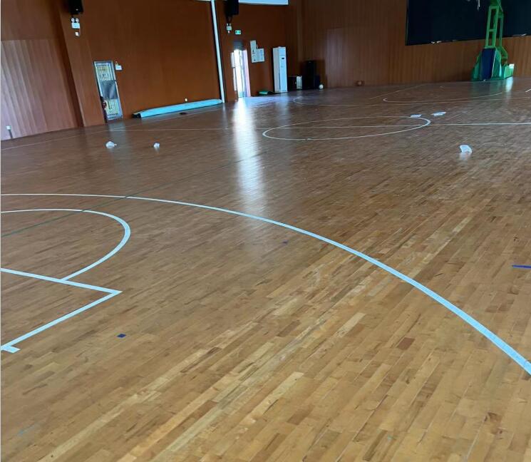 南京回收旧体育木地板电话
