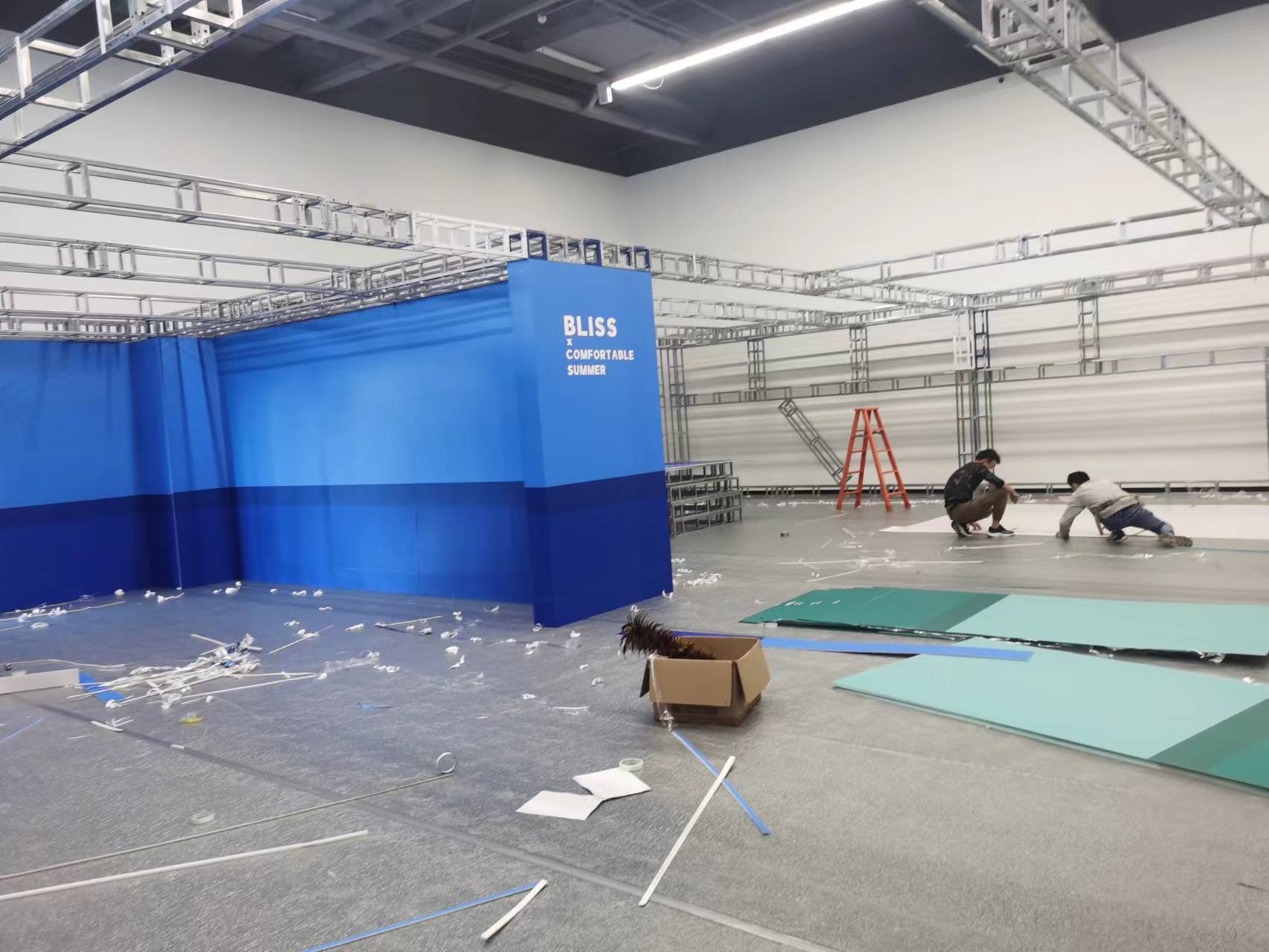 松江区桁架搭建广告公司