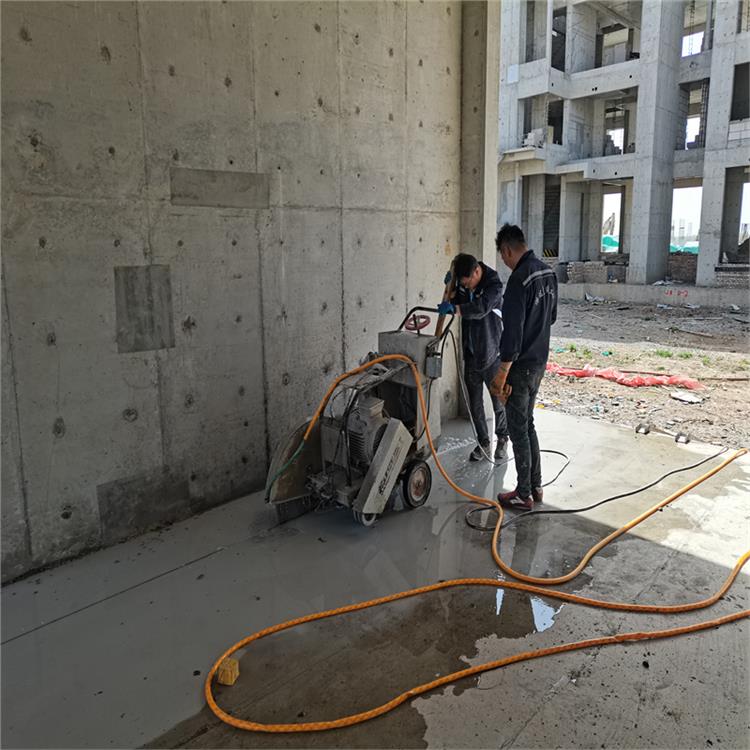 苏州混凝土切割 墙体切割 梁切割 价格低 专业建筑拆除