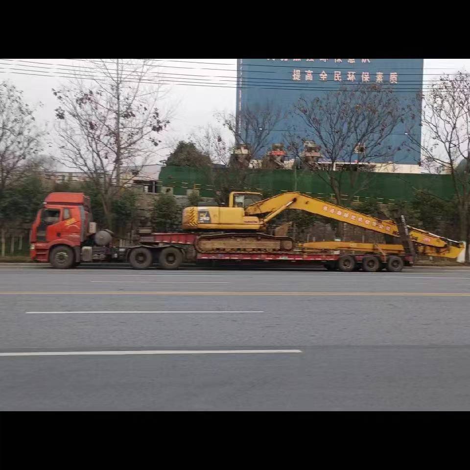 都昌县拉货大货车