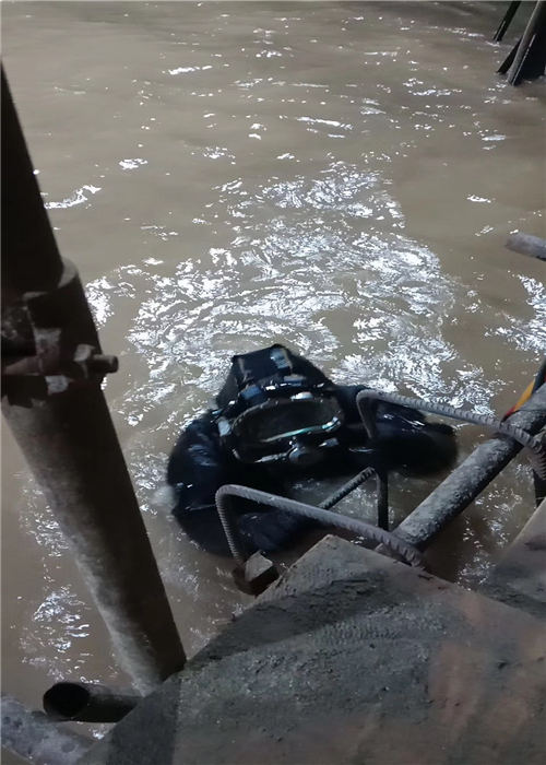 汕尾水下清淤