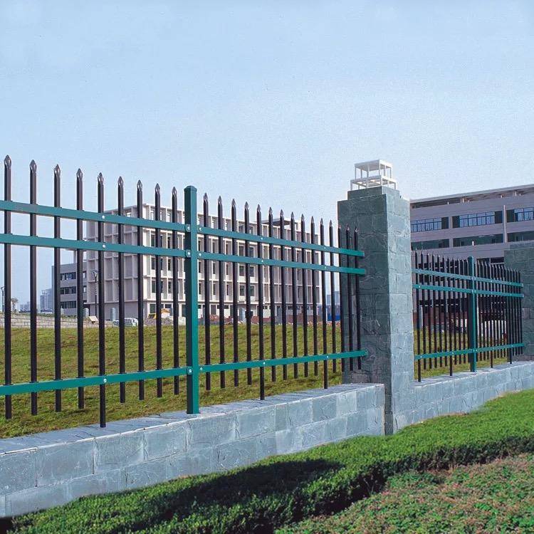 新疆阿勒泰围墙护栏供应/乌鲁木齐方管围栏厂家