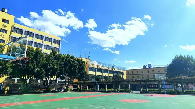 泸西不错的封闭中学怎么报名,封闭中学