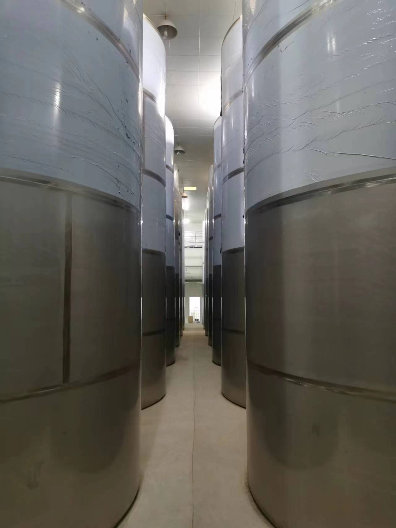 进口葡萄酒加工生产分装，葡萄酒批发源头工厂