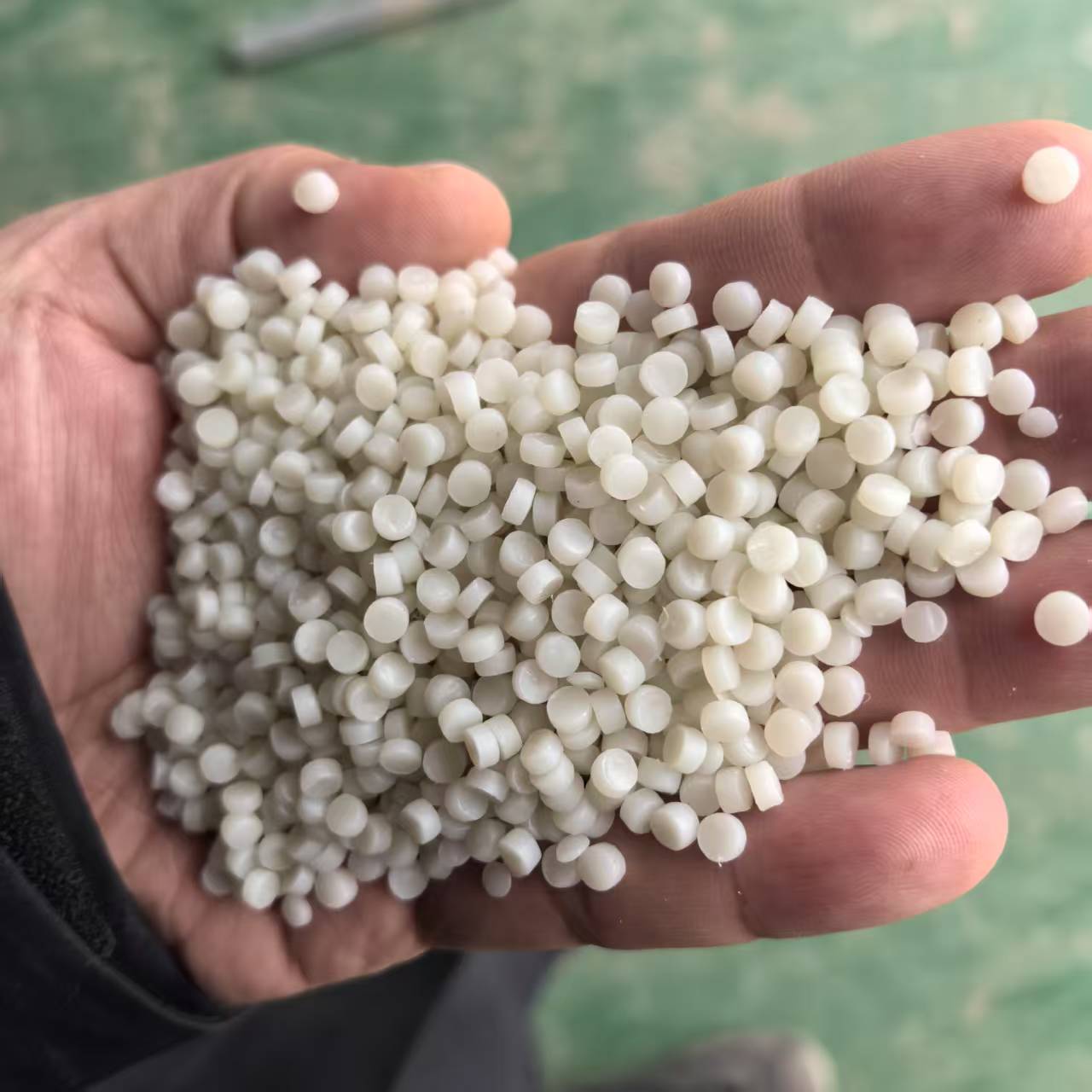 山东pe蓄水板再生料颗粒