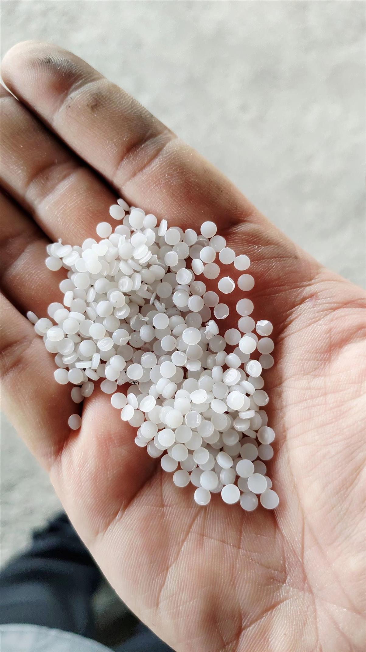 浙江透白 HDPE 板材颗粒