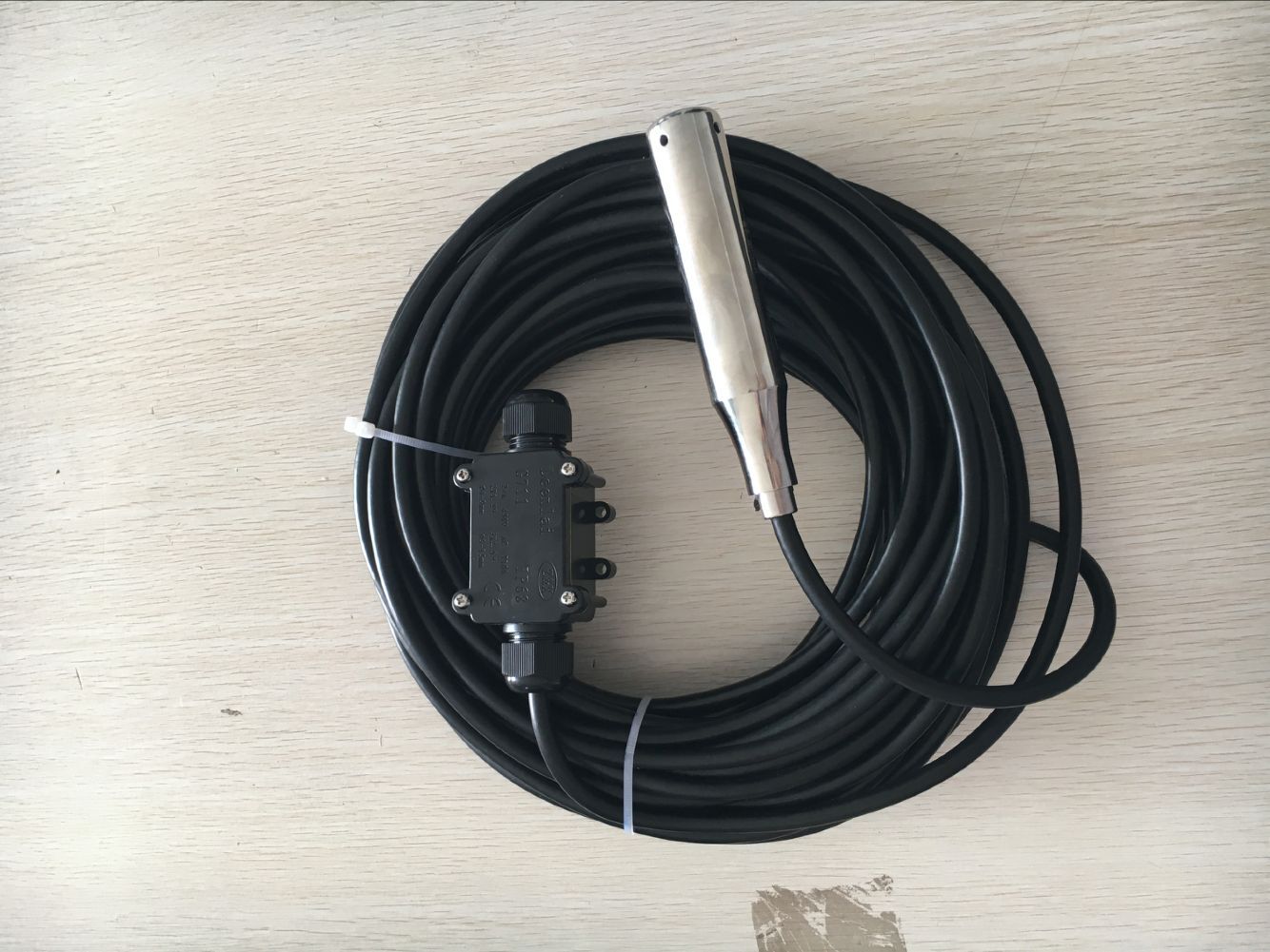 液位传感器投入式