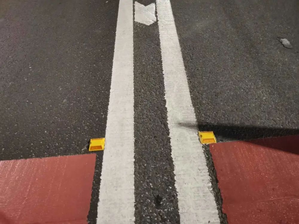 深圳铸铝道钉供应商